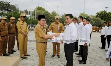 98 CPNS  Kota Sungai Penuh Ikuti Sumpah PNS