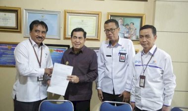 Wako AJB Lakukan Input Data, Support Sensus Penduduk 2020