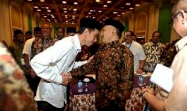 Amien Rais Nyinyirin Pahlawan Gugur Sebagai Bunga Bangsa, Jokowi Pensiun Tinggalkan Utang Bagi Anak Bangsa