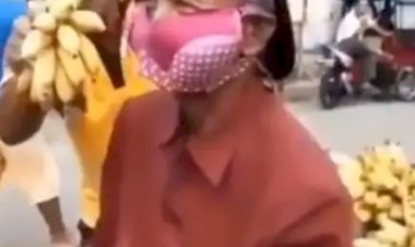 Viral Penjual Pisang Tangkal COVID-19 Gunakan Bra Jadi Masker, Miris!