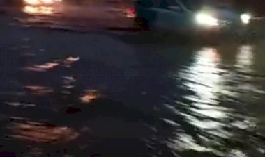 Diduga Drainase Buruk, Jalan di Kota Sungaipenuh Tergenang Air