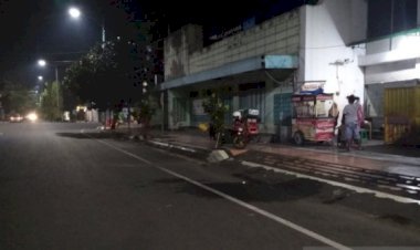 PKL Kudus Ngeluh Pembatasan Jam Malam, Omset Menurun: Butuh Solusi agar Pemasukan Tidak Hilang