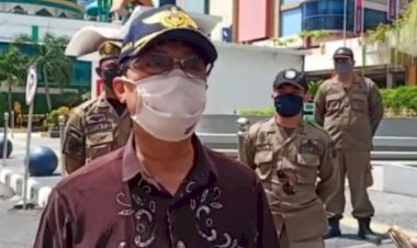 Satpol PP Siapkan Rotan Jika Anda Bandel Langgar PSBB!