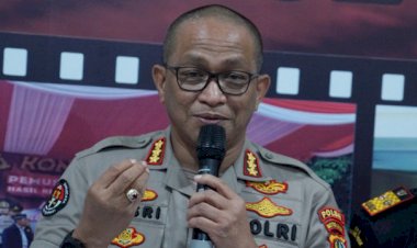 Mobilnya Disalip di Jalan Tol, ASN Ini Mengamuk Sambil Todongkan Pisau & Rusak Mobil Jenderal