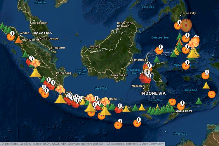 Gunung Kerinci & Tiga Gunung Api Lainnya Disebut Meletus Serentak, Begini Kata BMKG