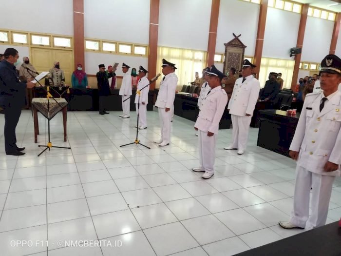 Ucapkan Selamat Hari Kartini, Bupati Bungo Mashuri Lantik Rio se-Kecamatan Tanah Sepenggal Lintas
