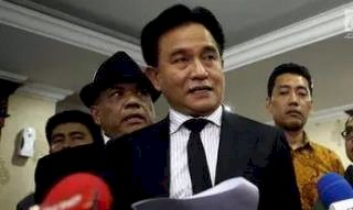 Kasus Penangkapan Ravio, Yusril Sebut Langkah Polisi Periksa HP Hal Wajar