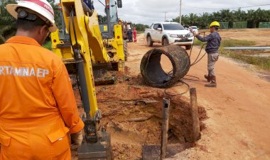 Jalan Sungaigelam Muarojambi Nyaris Putus, Pengendara Diminta Hati-hati