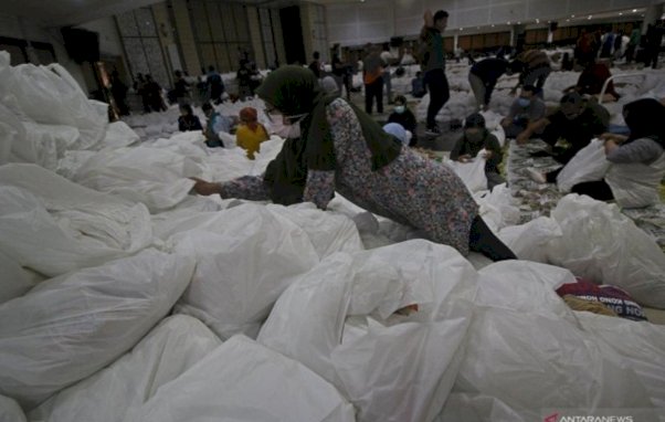 Kok Bisa APBD Surabaya 0 Rupiah untuk Bansos Sembako dan BLT? Begini Kata DPRD