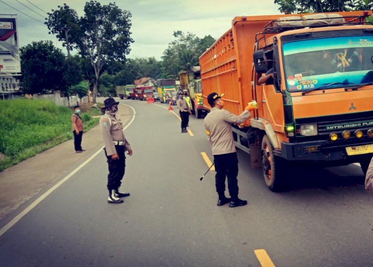 Mulai dari Menumpang Truck Hingga Mobil Ekspedisi, Begini Cerita Pemudik yang Dicegat di Muarojambi