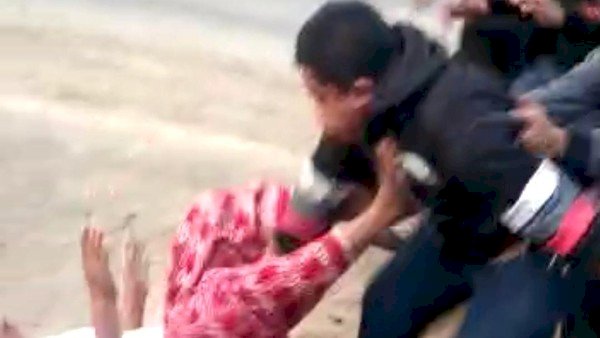 Viral Kiyai Tumbang Usai Dibogem Pria di Sukabumi