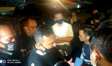 Tengah Malam Tiba di Tanjab Barat, Kapolda Pimpin Penangkapan Pelaku Penyelundupan Ratusan Ribu Benih Baby Lobster