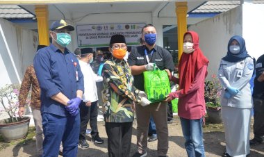 Gubernur Jambi Sebut Gotong Royong Penting dalam Atasi COVID-19