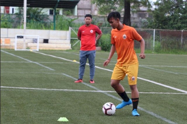 Maulana Curi Ilmu dari Palang Pintu Senior Persija