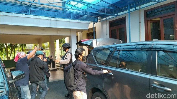 KPK Geledah Rumah Dinas Wali Kota Banjar Ade Uu Sukaesih