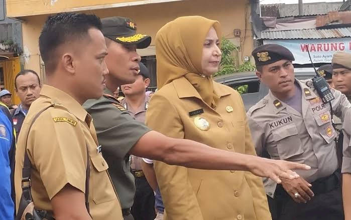 Faida Bupati Jember Pertama yang Dimakzulkan DPRD