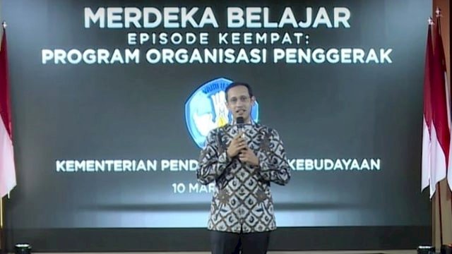 PAN Bersuara Lantang! Desak Jokowi Copot Nadiem: Belum Ada Prestasinya