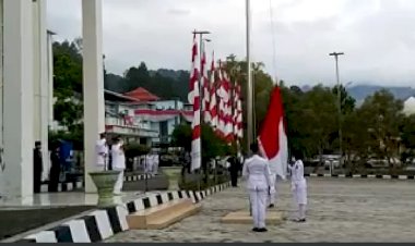 Upacara HUT RI di Sungaipenuh Pengibar 3 Orang, Peserta Masih Ratusan Orang