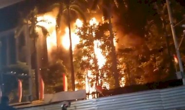 Kantor Kejagung Masih Terbakar, Damkar: Kerahkan 155 Personil Fokus Padamkan Api
