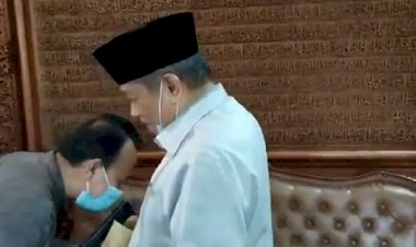 Viral Video Said Aqil Siradj Terima Amplop Cokelat di Medsos, Begini Kata Ketua PBNU Ini