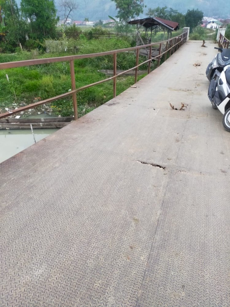 Pak Bupati, Jembatan di Tanjungpauh Mudik Kerinci Rusak Parah