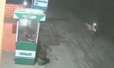 Iih...Serem! Motor Honda C70 Ini Berjalan Sendiri saat Subuh