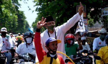 Unik! Daftar KPU, Gus Ipul-Mas Adi Jadi Pengayuh Becak