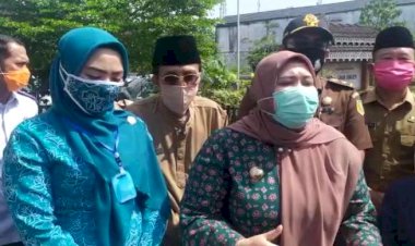 Pemkab Muarojambi Kucurkan Dana Untuk Pembuatan Masker, Bupati Masnah: Kalau Tidak Pakai Masker Akan Kita Denda