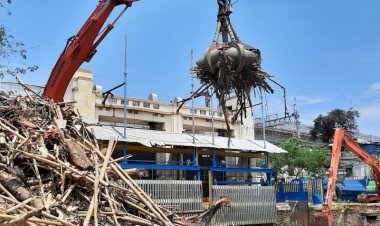 BNPB Sebut 30 KK di Jakarta Masih Mengungsi akibat Banjir