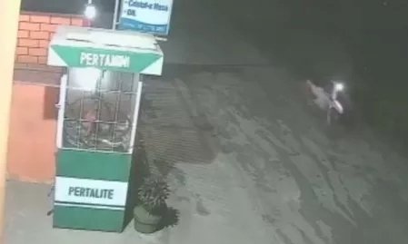 Iih...Serem! Motor Honda C70 Ini Berjalan Sendiri saat Subuh