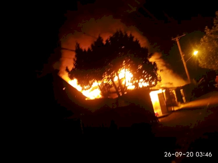 Menyisakan Duka, Satu Unit Bedeng di Muarojambi Ludes Terbakar