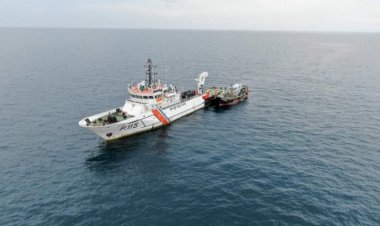 Pangkalan Penjaga Laut Tanjung Uban Tahan Kapal Ikan Asing berbendera Malaysia