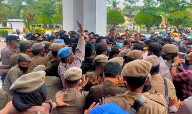 Bukan Hanya di Jambi, Ratusan Kader PMII di Merangin Geruduk DPRD