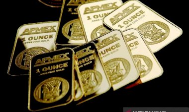 Emas Naik 31 Dolar saat "Greenback" Jatuh, Spekulasi Stimulus Menguat