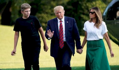 Barron Positif COVID-19, Trump Malah Sarankan Sekolah Dibuka Lagi