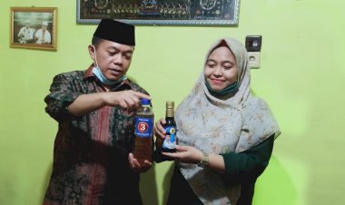 Silaturrahmi dengan Tukang Jamu, Al Haris Kenalkan Ramuan Daun Sungkai