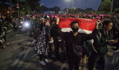 Luar Biasa! Begini Kemampuan Baret Ungu Amankan Demonstrasi