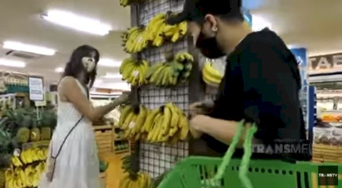 Duh! Nia Ramadhani Ternyata Tak Bisa Bedakan Pisang Matang dan Mentah