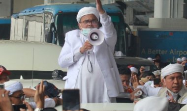 Maulid Nabi, Habib Rizieq: Lo**e Hina Habib Polisi Kalang Kabut Jaga, Kacau!