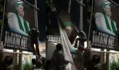 Viral! Penurunan Paksa Baliho Habib Rizieq Malam Hari, FPI: Kami yakin Bukan TNI