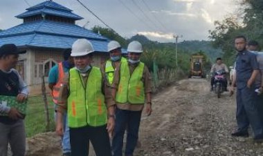 H Al Haris Muluskan Jalan Muara Jernih-Kibul