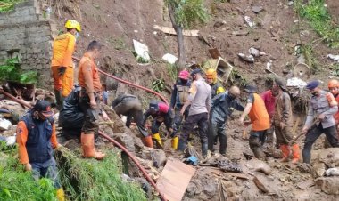 Innalillahi, Jasad Korban Longsor Ditemukan dalam Kondisi Bersujud