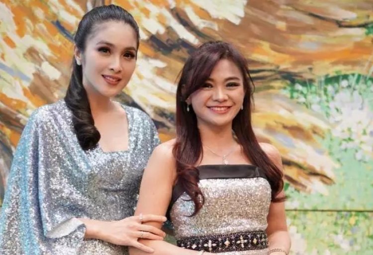 Sandra Dewi Nenek Tercantik di Indonesia Disorot Media Asing