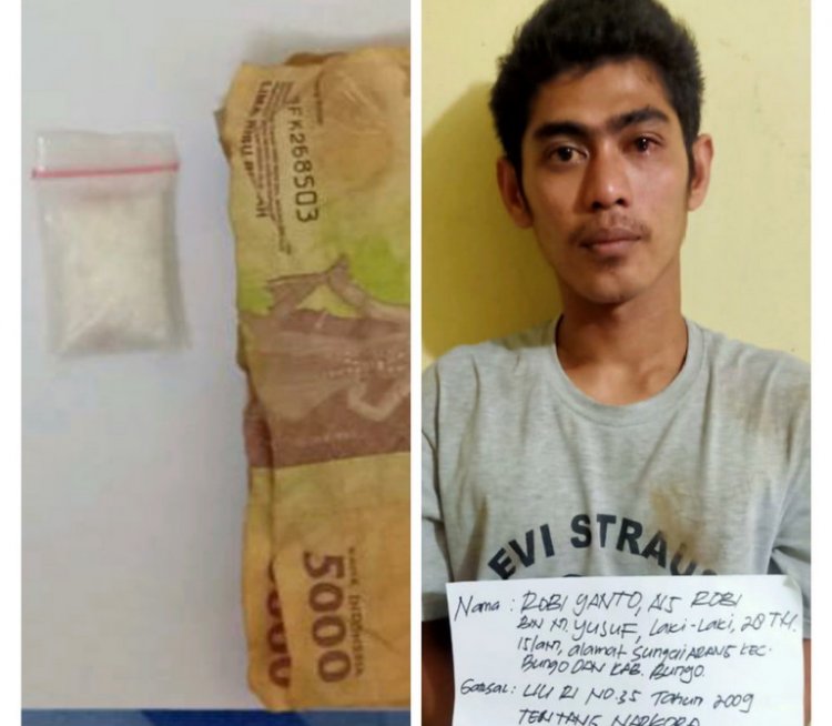 Lagi Transaksi Narkoba depan Sekolah, Robi Terkejut Saat Diringkus Polisi Bungo