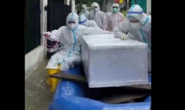 Polisi Rampas Ponsel Warga Rekam Pemulasaran Jenazah Covid-19