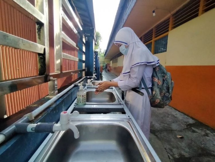 Presiden Jokowi Umumkan Belajar Tatap Muka Dimulai Pada Bulan Ini, Begini Syaratnya...