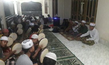 Bukan Eksis di Medsos, Kaum Milenial di Senaung Muarojambi Ini Lebih Memilih Group Marawis