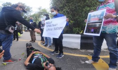 Wartawan di Kalsel Aksi Solidaritas Tolak Kekerasan Jurnalis