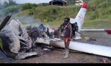 Kekejaman Teroris KKB Papua, Tembak Guru, Culik Kepsek & Membakar Sekolah