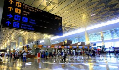 Bahaya! 32 WNA asal India Ditolak dan Disuruh Pulang Saat Berada di Bandara Soetta